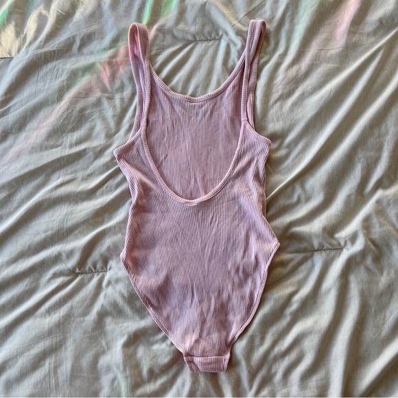 Out from under baby pink low back bodysuit - Picture 2 of 3